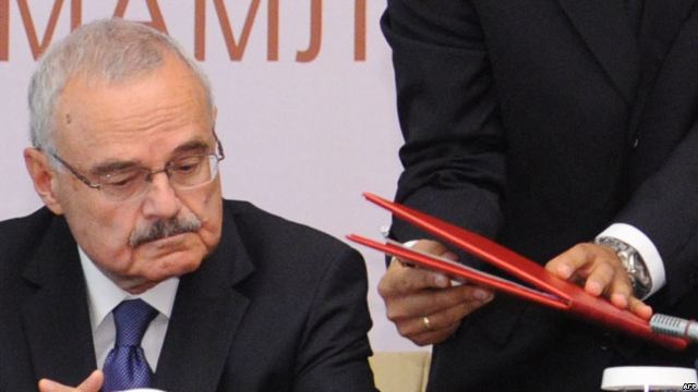 Milli Məclisdə Baş nazirdən milyonları soruşdular