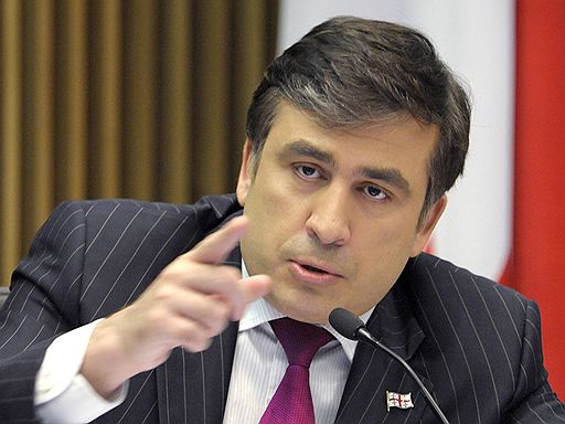 Saakaşvili Poroşenkonu Türkmənbaşı ilə müqayisə etdi