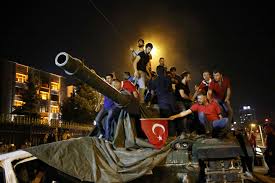 Türkiyədə 101 min nəfər istintaqa cəlb olunub