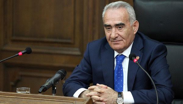 Spiker QƏZƏBLƏNDİ: “Hansı restoranda nahar etdiyimi deyim?”