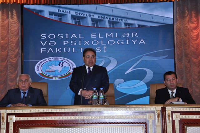 BDU-nun Sosial elmlər və psixologiya fakültəsinin 25 illiyi qeyd edilib