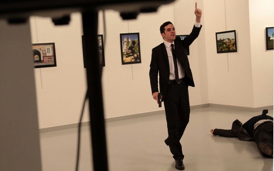 Rusiya səfirinin qatilinin yeni görüntüləri yayılıb - Video 