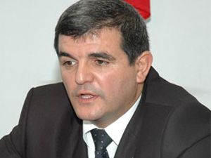Fazil Mustafadan Astan Şahverdiyevə sərt təpki