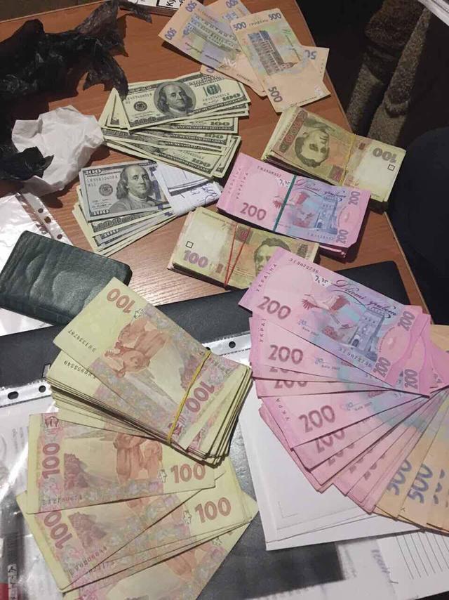 Kiyevdə 2 azərbaycanlı narkotacir saxlanıldı
