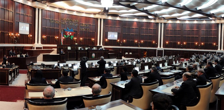 Deputatlardan TƏLƏB: “Kimlərsə təxribat yaradır, o kitabları yazanlar üzə çıxarılmalıdır!”