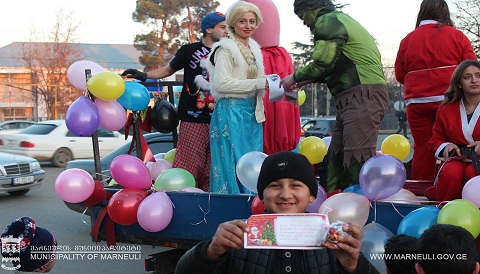 Marneuli küçələrində yeni il yürüşü - FOTO