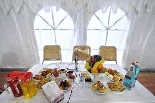 Restoranlarda yas mərasimi  - bahalı ehsanlar, dolan qarınlar...