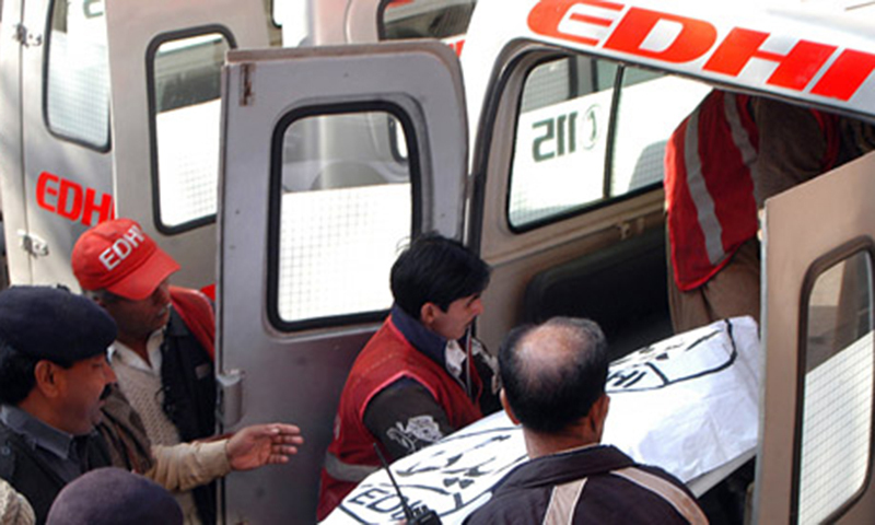 Pakistanda avtoqəza: 13 &ouml;l&uuml;, 9 yaralı