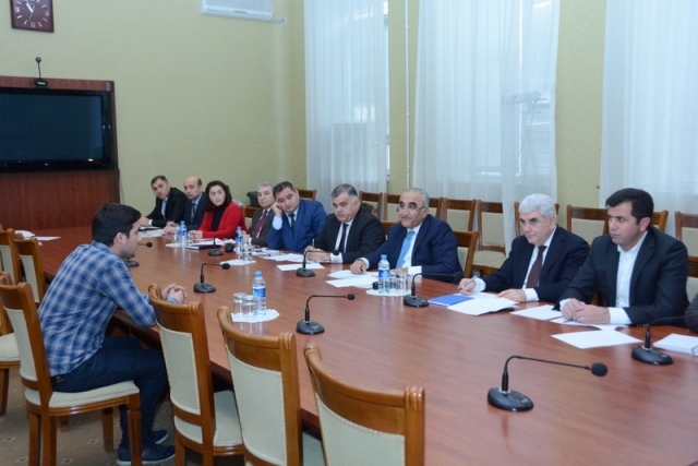 UNEC-də &ldquo;A&ccedil;ıq qapı&rdquo; g&uuml;n&uuml; ke&ccedil;irilib - FOTOLAR