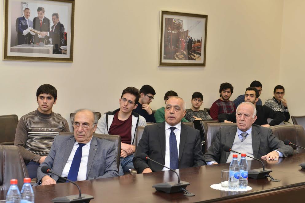 BANM-də &ldquo;Bərpaolunan enerji&rdquo; m&ouml;vzusunda seminar