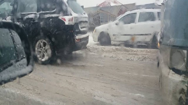 Bakı-Sumqayıt yolunda hərəkət iflic oldu - FOTOLAR  