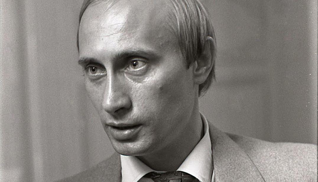 Putinin ilk müsahibəsi: 25 il əvvəl 