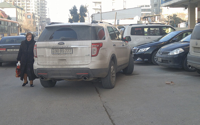 Nadir Qafarzadə yol hərəkəti qaydalarını kobud şəkildə pozub 