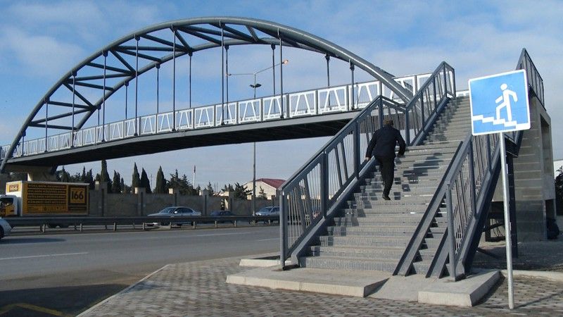 Bakı Nəqliyyat Agentliyi piyada ke&ccedil;idləri ilə bağlı h&ouml;kumətə təklif G&Ouml;NDƏRİB