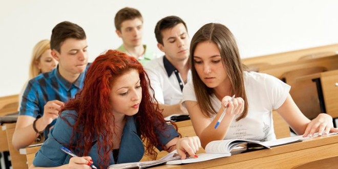 Azərbaycanda tələbə krediti g&ouml;t&uuml;rənlərin faiz &ouml;dəmə y&uuml;k&uuml; azaldılıb &ndash; A&Ccedil;IQLAMA