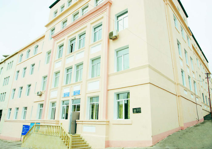 Bakı Avropa Liseyinin valideynlərinin MÜRACİƏTİ