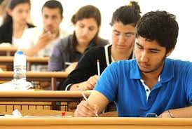 Azərbaycanda 497 tələbə universitetini dəyişmək istəyir
