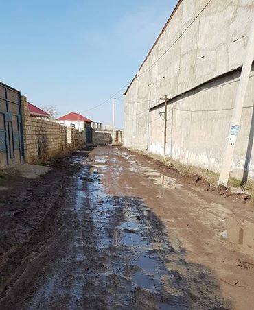 “Abşeronun icra başçısını kəndimizin palçıqlı yollarına dəvət edirik” – ŞİKAYƏT   
