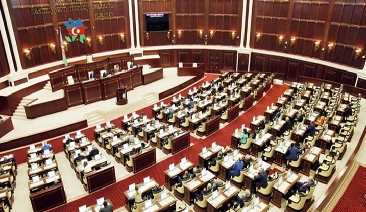 Xanım deputatların ən yaddaqalan 8 mart HADİSƏSİ   