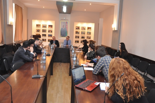 Təl-Əviv Universitetinin professoru ADU-da olub