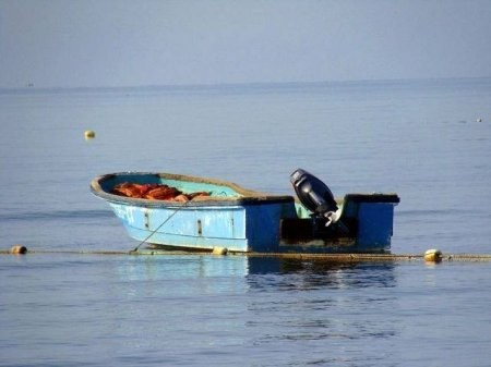 Xəzərdə batmaq təhlükəsi ilə üzləşən balıqçılar xilas edilib