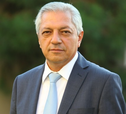 Cavanşir Feyziyevin "Türk Dövlətləri Birliyi: Qlobal inteqrasiyanın Avrasiya modeli" kitabı qırğız dilində nəşr olunub