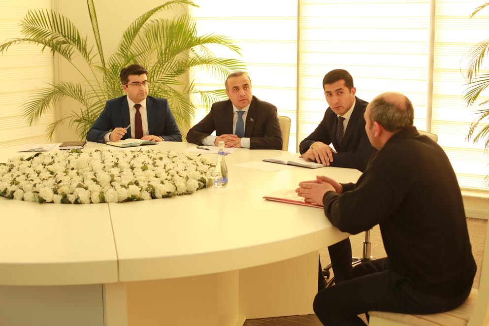 Azay Quliyev seçiciləri ilə növbəti görüşünü keçirib