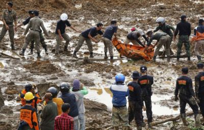 Perudakı daşqınlarda 75 nəfər öldü