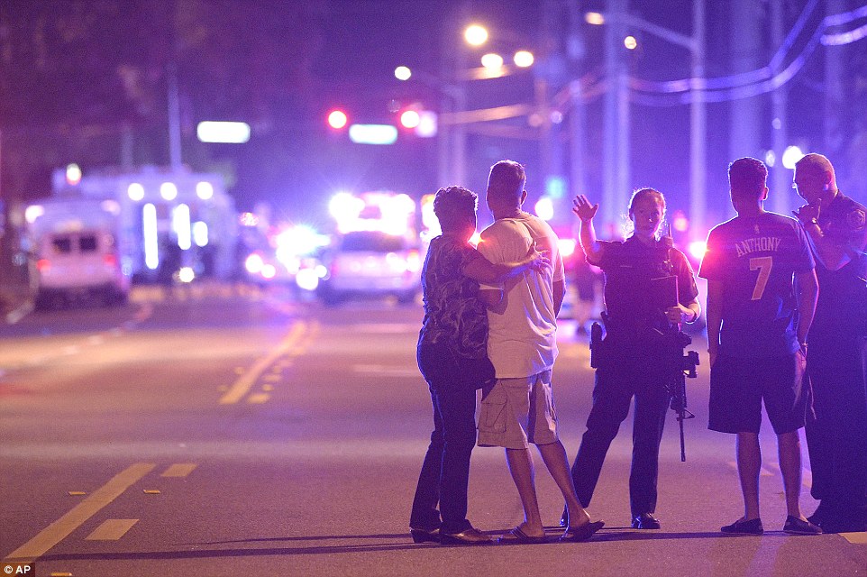 ABŞ-da gecə klubuna silahlı hücum: 1 ölü, 14 yaralı