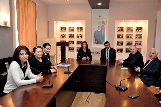 İordaniya  Kral Akademiyasının direktoru ADU-da olub