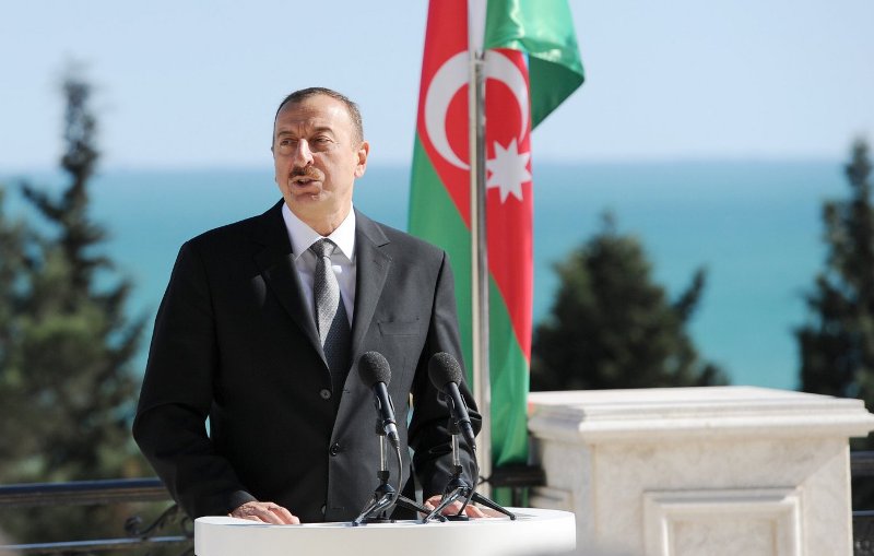 İlham Əliyevə Beynəlxalq Dostluq Mükafatı verildi