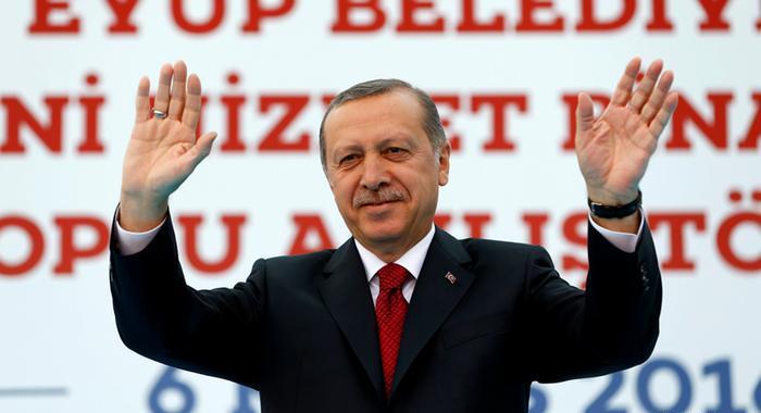 Ərdoğana dəstək mitinqinə gedənlər qəzaya d&uuml;şd&uuml;lər: 3 &ouml;l&uuml;, 20 yaralı
