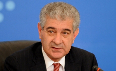 Əli Əhmədov bankların yüksək kredit faizlərindən danışdı