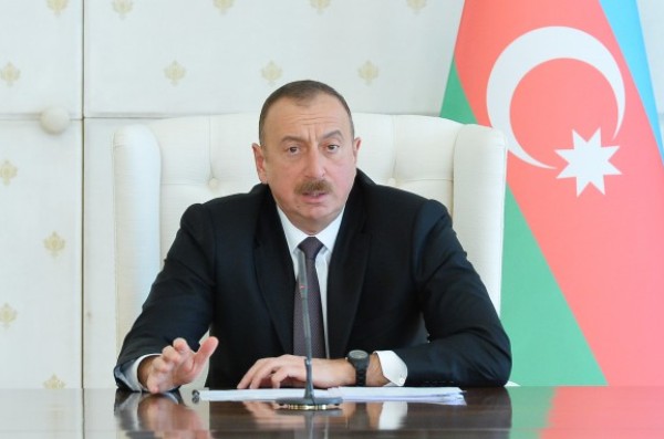 Ölkənin valyuta ehtiyatları üç ayda 1 milyard dollar artıb 