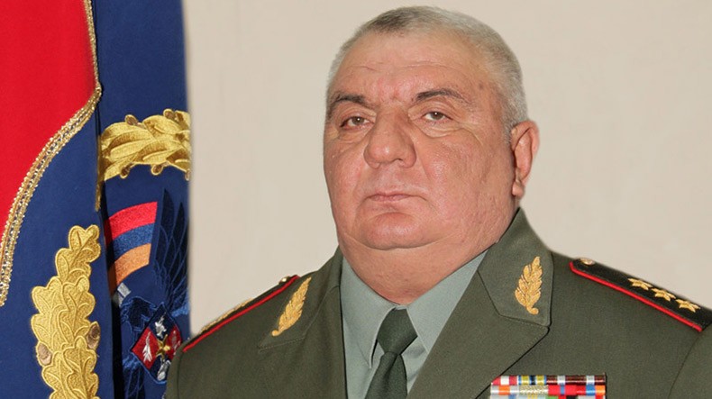 Aprel atəşkəsini imzlayan erməni general “Putin ittifaqı”nın başına gətirildi