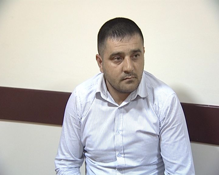  Özünü hüquq-mühafizə orqanlarının əməkdaşı kimi təqdim edən şəxs tutuldu – FOTO 