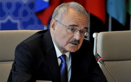 Artur Rasizadə iclas ke&ccedil;irdi