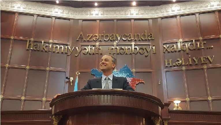 Fransada deputatlığa namizəd Azərbaycandan YAZDI  