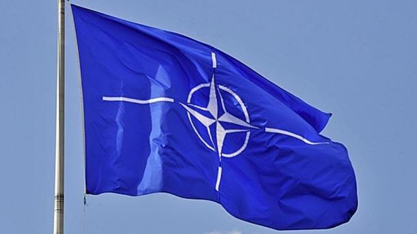 Səfirdən NATO-ya təhdid: Rusiya bunun mütləq cavabını verəcək 