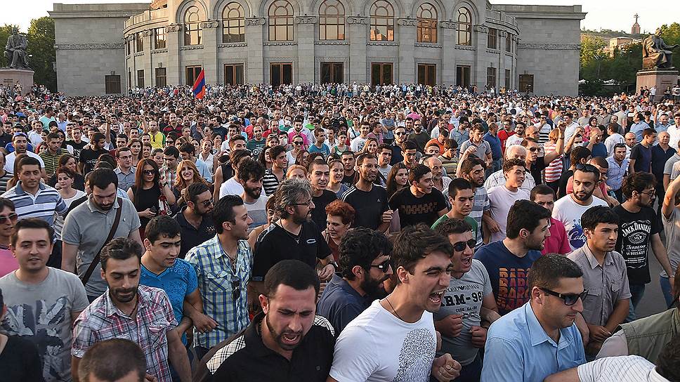 Ermənistan əhalisi azalmaqda davam edir – STATİSTİKA