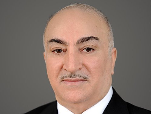 Haqsız tənqidlər və gözdən salmalar könlümü incidir  