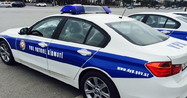 Maşın sahibini aldadıb Mercedes-ni əlindən aldılar - Yol polisi oğrunu tapa bilmir  
