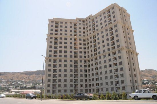 Ev gözləyən jurnalistlərə ŞAD XƏBƏR 