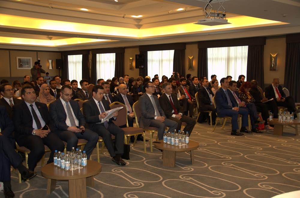 İslam ölkələri "Gənclər Zirvəsi"nin Bakı Bəyannaməsi - FOTO