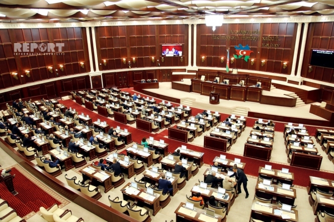 Diplomatik pasport veriləcək şəxslərin siyahısı artırılır – SİYAHI