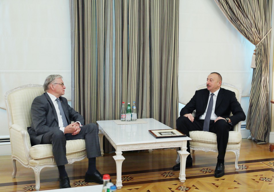 İlham Əliyev Niderland Krallığı Senatının sabiq sədrini qəbul edib&nbsp;