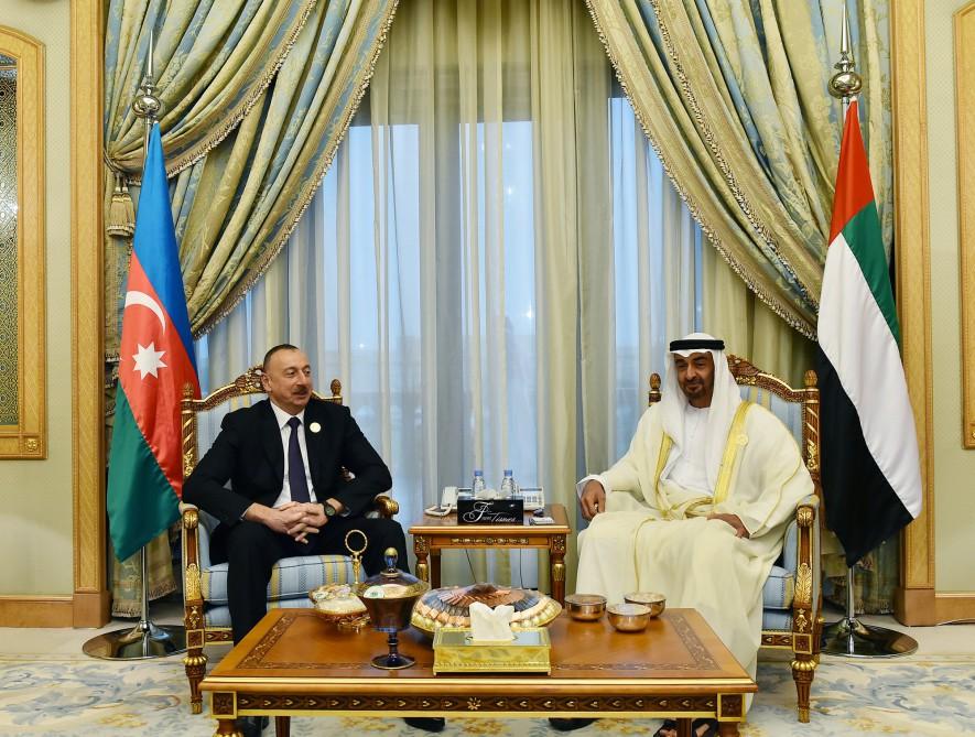  İlham Əliyev BƏƏ Silahlı Q&uuml;vvələrinin Ali Baş Komandanının m&uuml;avini ilə g&ouml;r&uuml;ş&uuml;b 