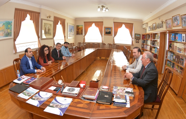 Odlar Yurdu Universiteti ərəb ölkələrindən tələbə qəbulu ilə bağlı protokollar imzaladı