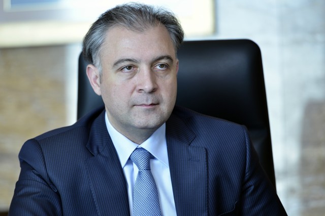 Beynəlxalq Bankın sədrindən reytinqlərinin aşağı salınmasına REAKSİYA