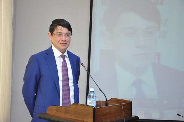 Fuad Muradov tələbələrlə görüşüb - FOTOLAR 